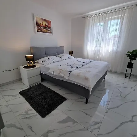 Daire Striga With 2 And Balcony