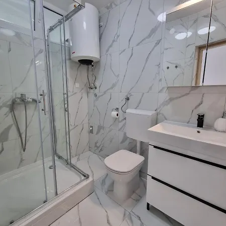 Striga With 2 And Balcony Daire *