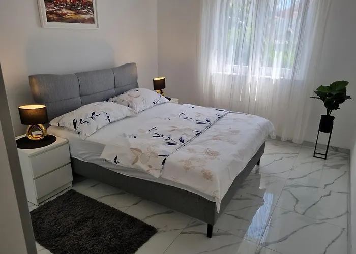 Apartman Striga With 2 And Balcony *