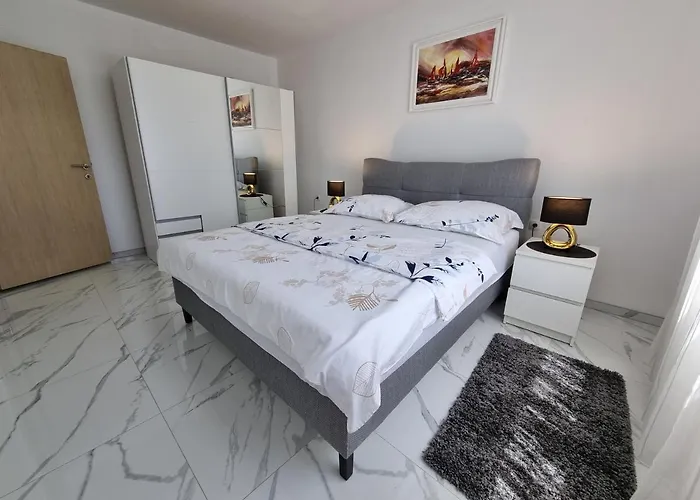 Striga With 2 And Balcony * Crikvenica